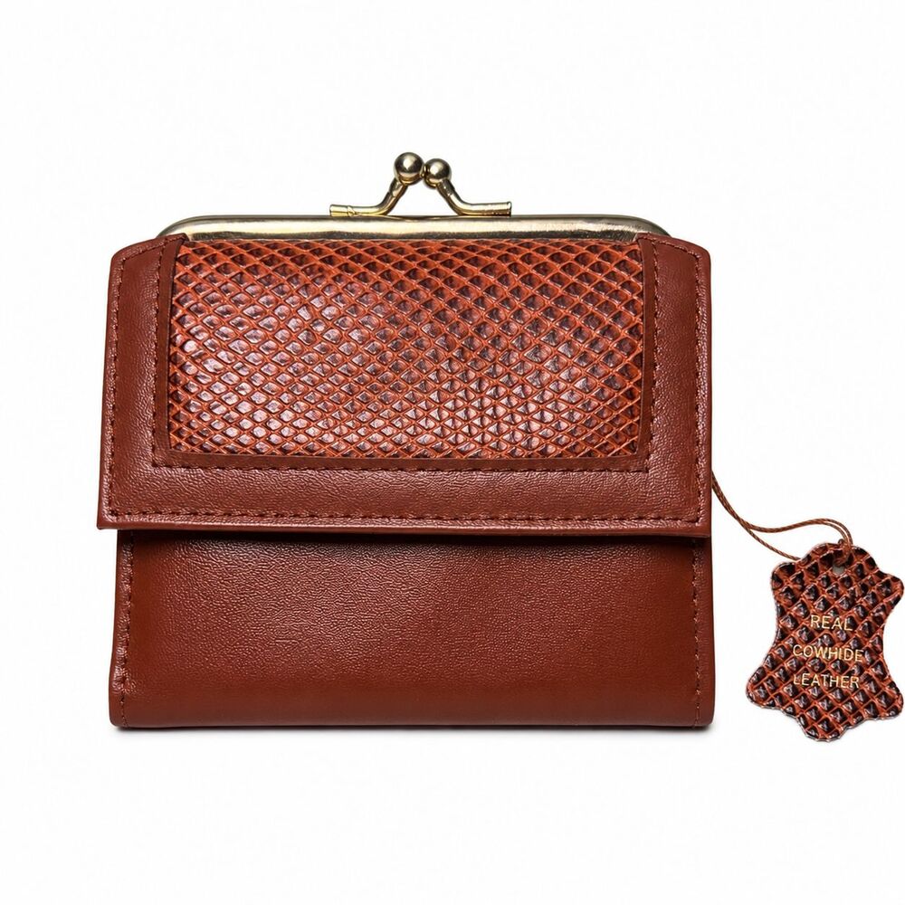 Vintage Avon Coin Wallet Women's One Size Brown Leather Folding Kisslock Clasp